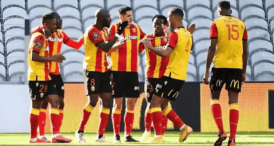 周五010法甲深度解析：争冠卡位VS保级生死，马赛主场碾压欧塞尔